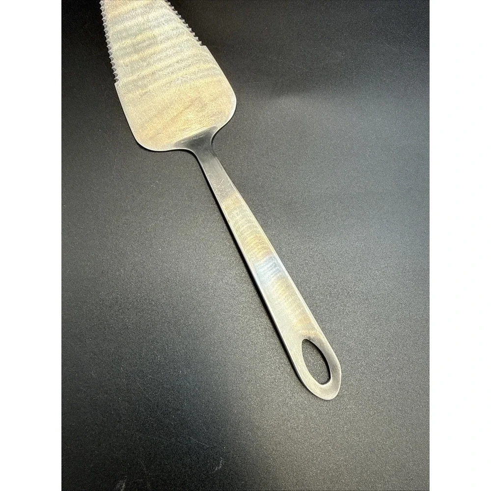 MSE Serrated Pie Server, 18/8 SS,Hole‎ for Hanging, 9.6
